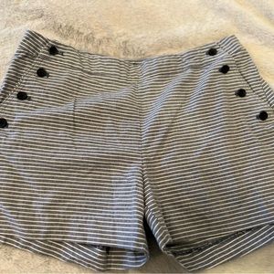 Banana Republic woman’s shorts. Size 10.